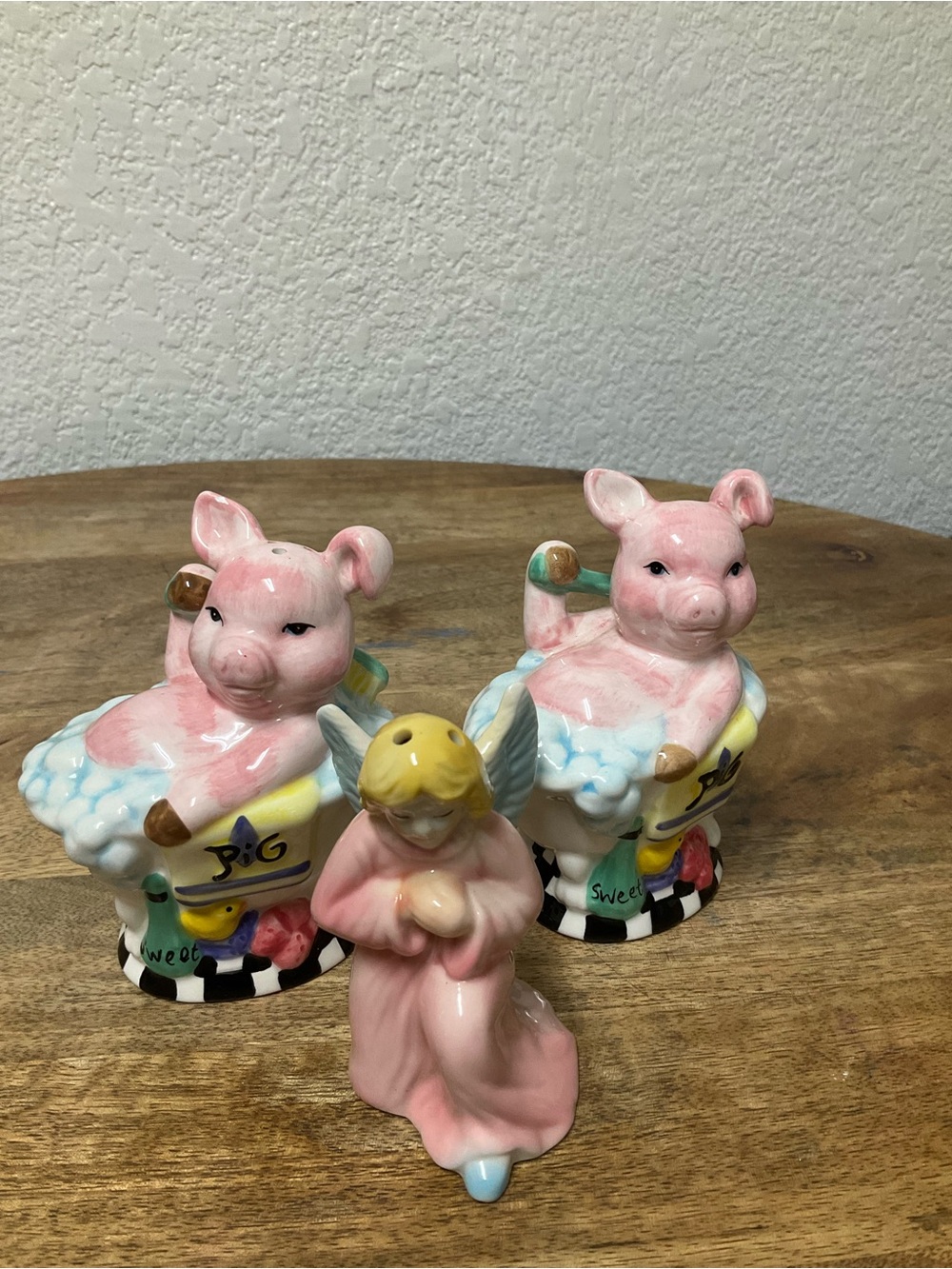 Pink Angel Figurine and Pink Pig Bath Decor Set